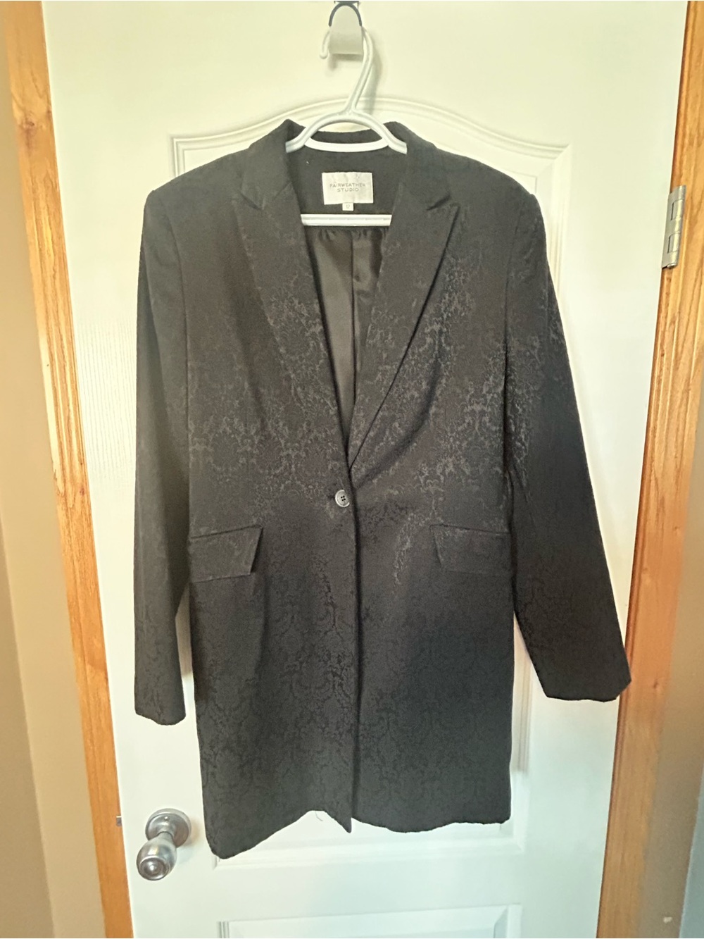 Women’s vintage Black Jacquard Single-Button Blazer by